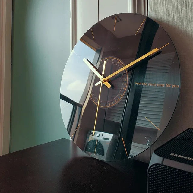 TimelessUniverse - Driven Glass Wall Clock