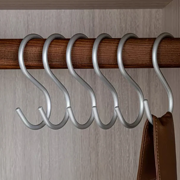 GripMaster - Premium Hooks | Stylish Durable Wall Hanging Solution