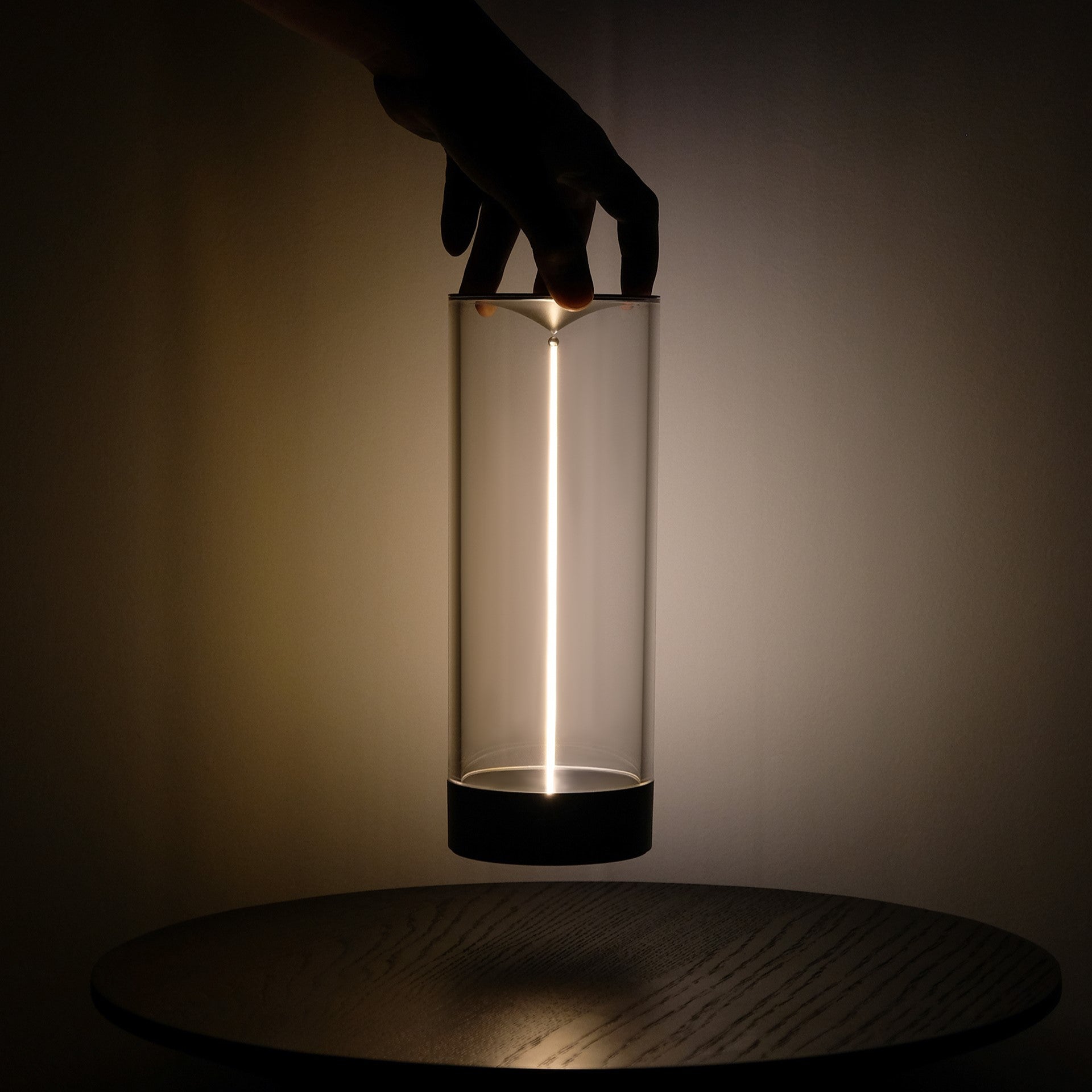 Magnetic LighRay Bar Cylinder | Sleek Modern Illumination