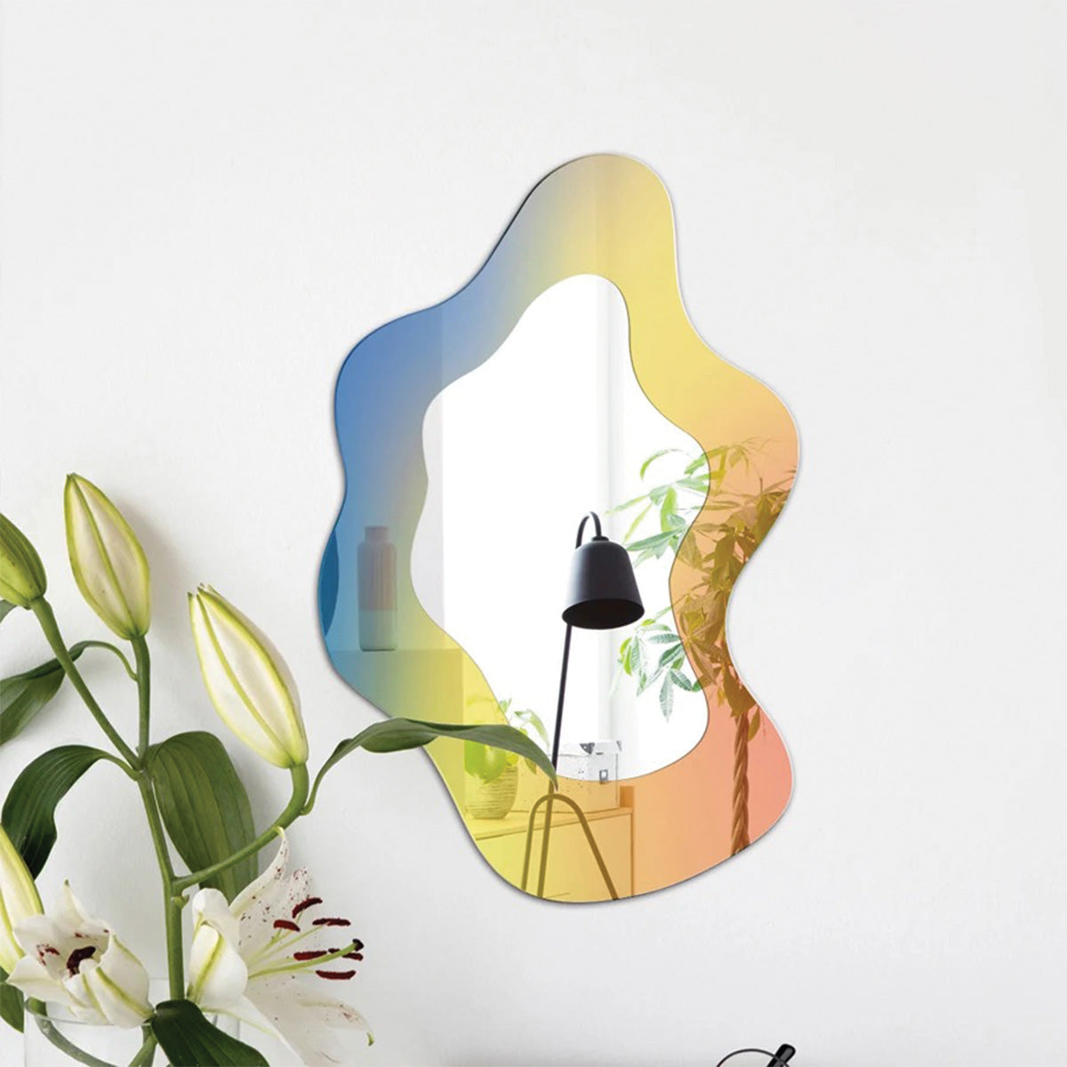 Wavy Astro Mirror | Unique Curved Design for Modern Decor