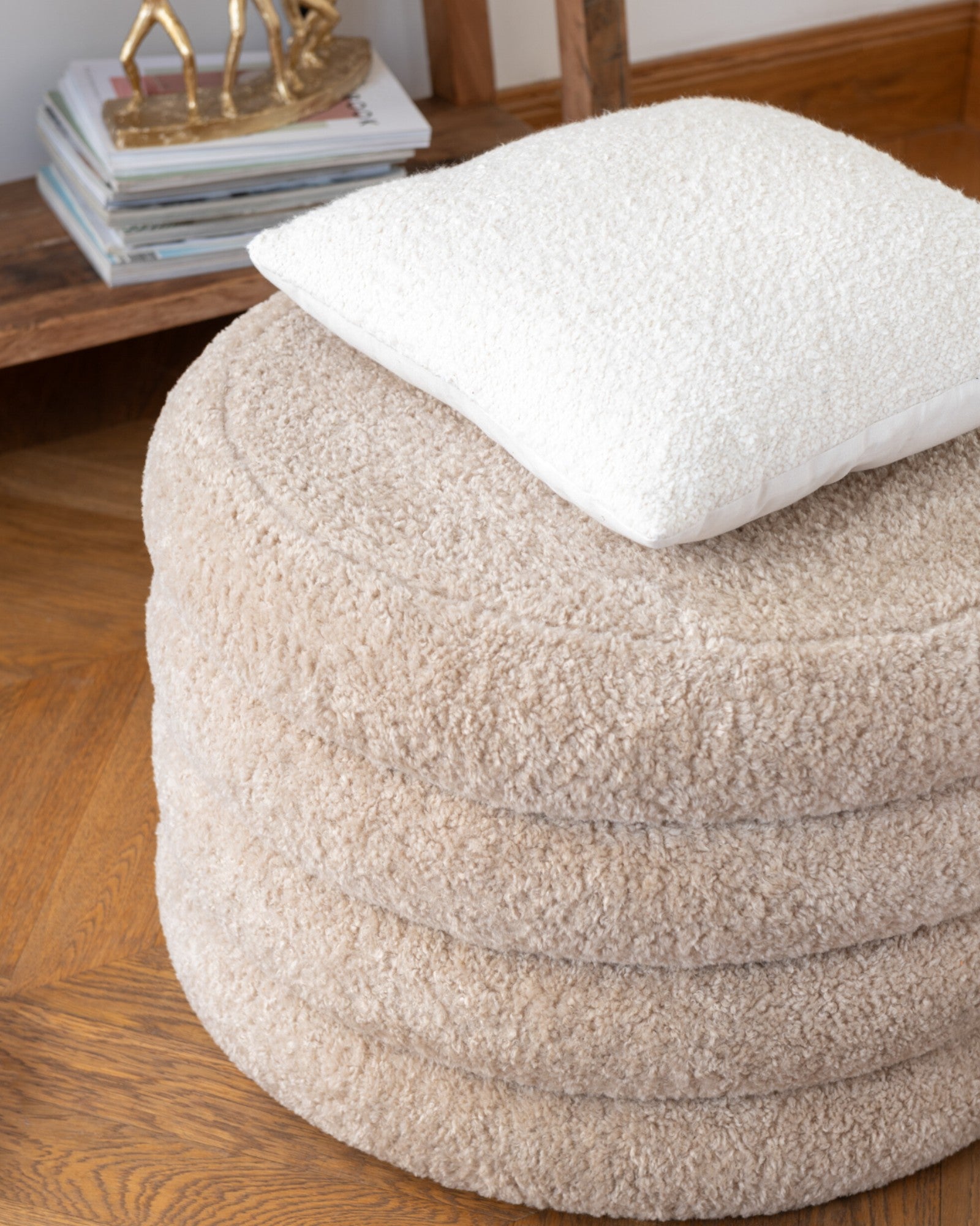 Teddy Luxe Round Pouf - Teddy Fabric Beige - Soft Polyester Stool - Versatile as a Seat or Footrest