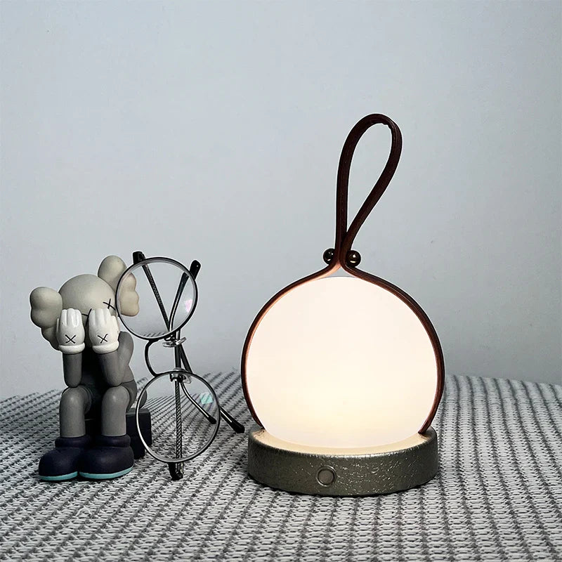 AmbientGlow - Wireless Lantern Table Lamp