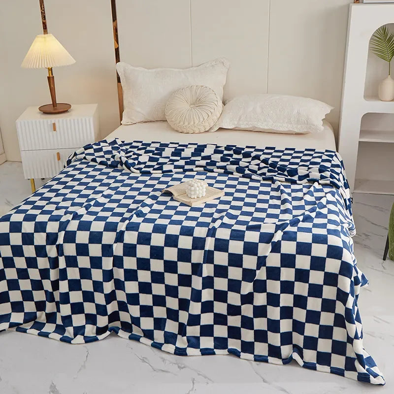 ClassicComfort - Trendy Checkerboard Blanket