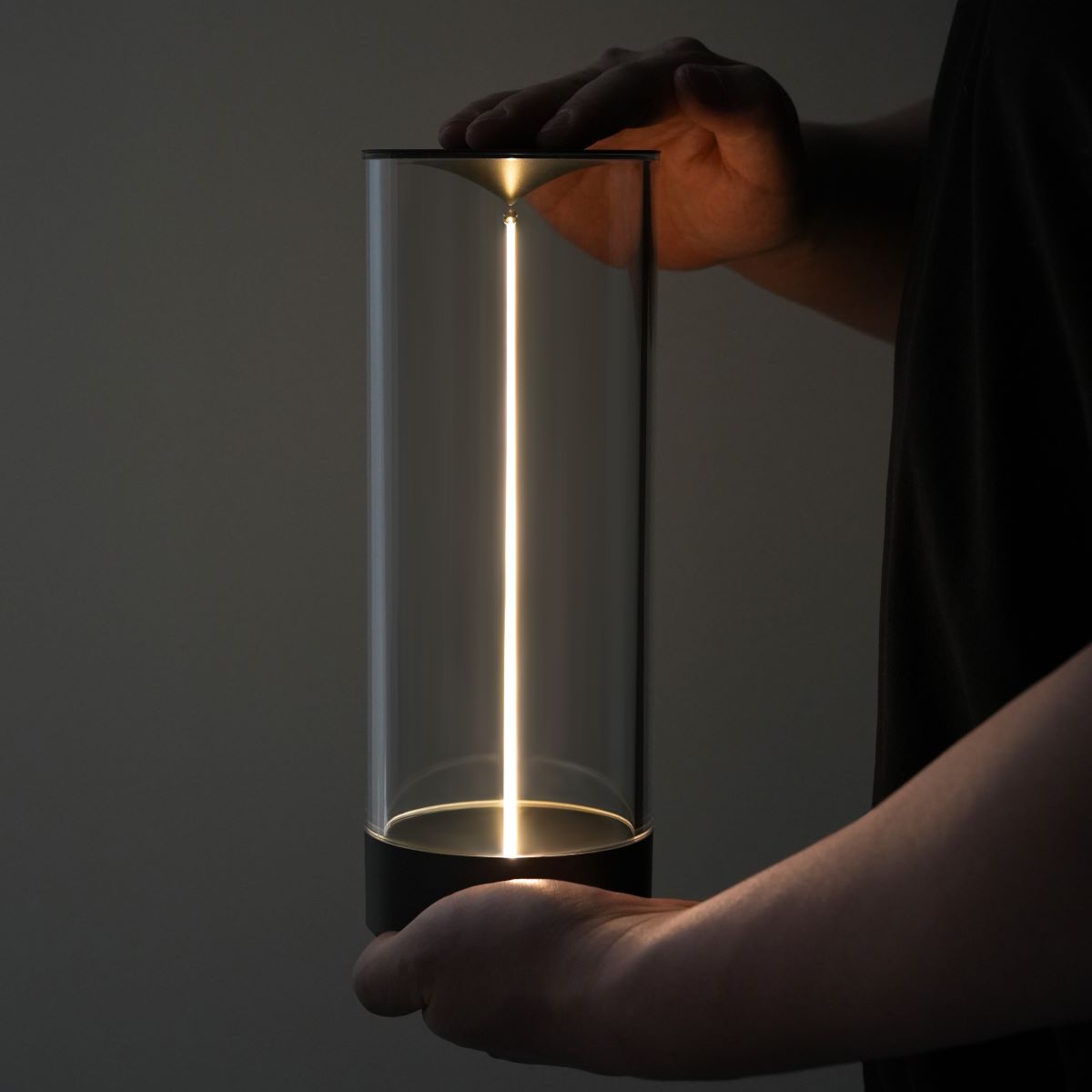 Magnetic LighRay Bar Cylinder | Sleek Modern Illumination