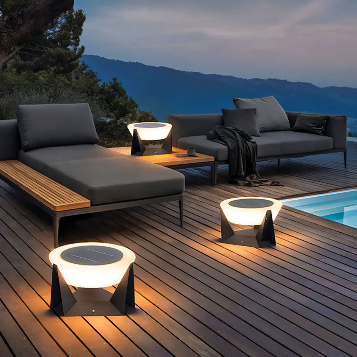 Modern Solar Floor Lamp | IP65 Stainless Steel, Adjustable Height, LED Included