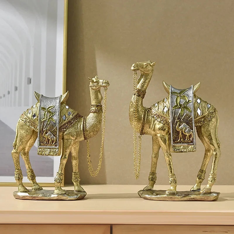 ArabicElegance - Luxurious Camel Sculpture