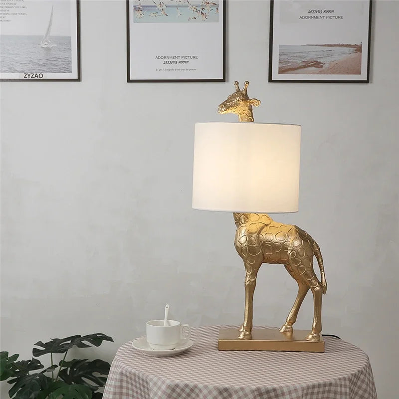 SavannaGlow - Giraffe Resin Table Lamps