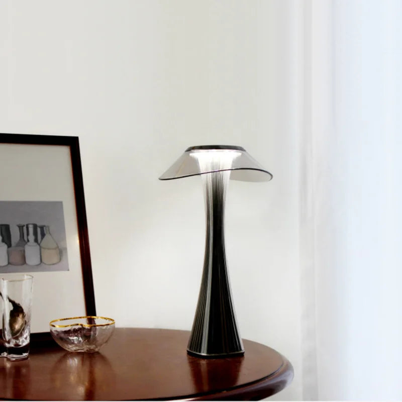 DimGlow - 3-level dimmable table lamp