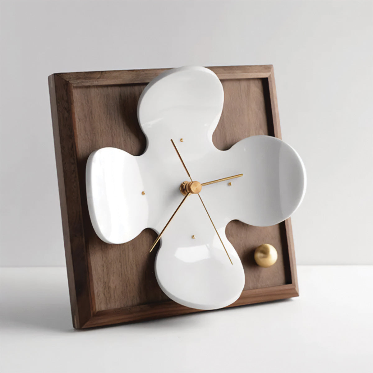 Tulipa Wall Clock | Elegant Timepieces for Home Decor