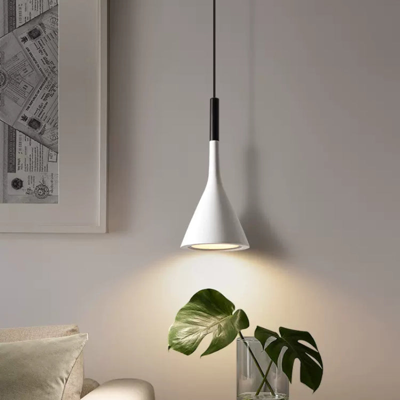 FloralElegance | Nordic Orchid Wall Lamp