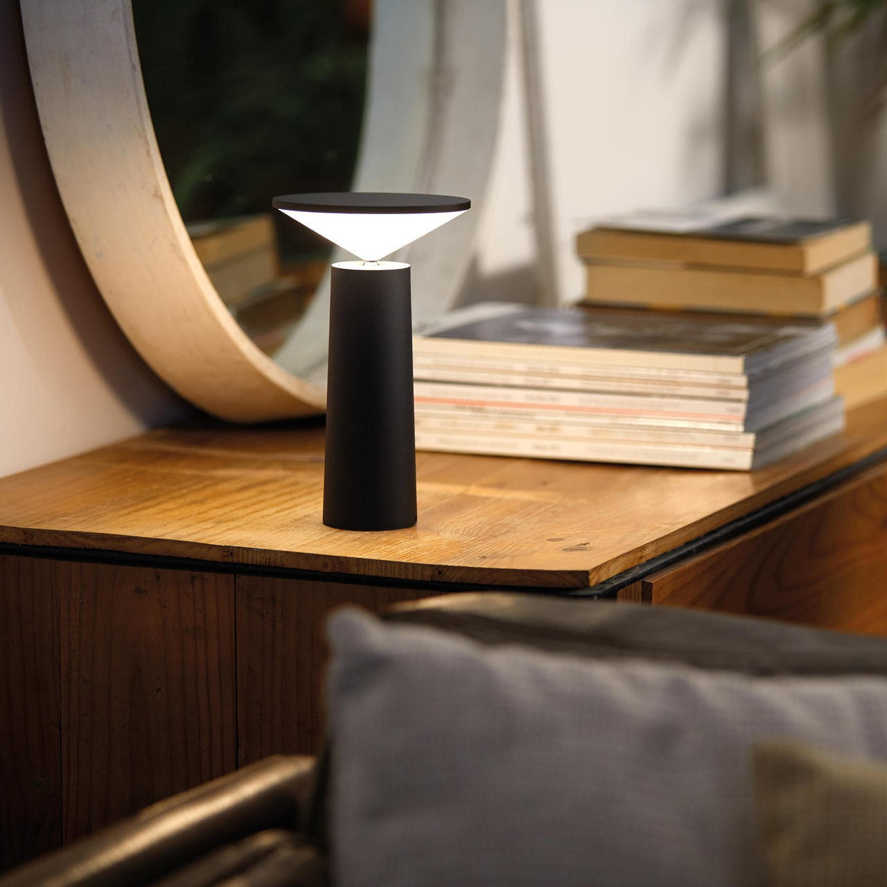 Modern LED Table Lamps | Dimmable and Rotatable with Built-in Battery