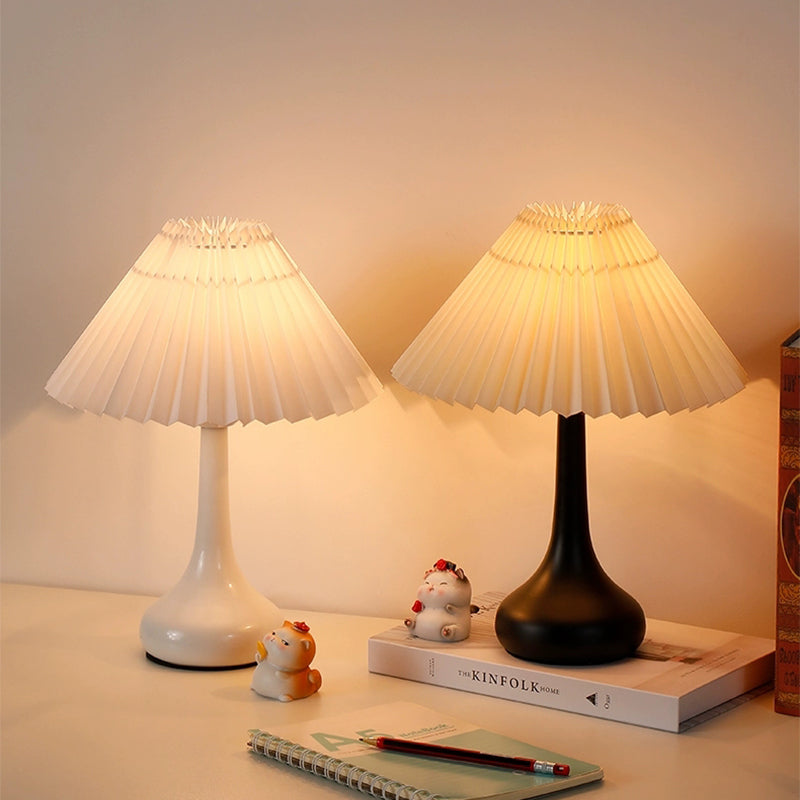 PleatGlow - Nordic Lamp