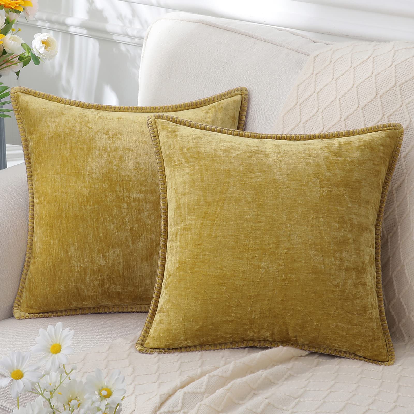 LuminaLuxe - Chenille Cushion Cover