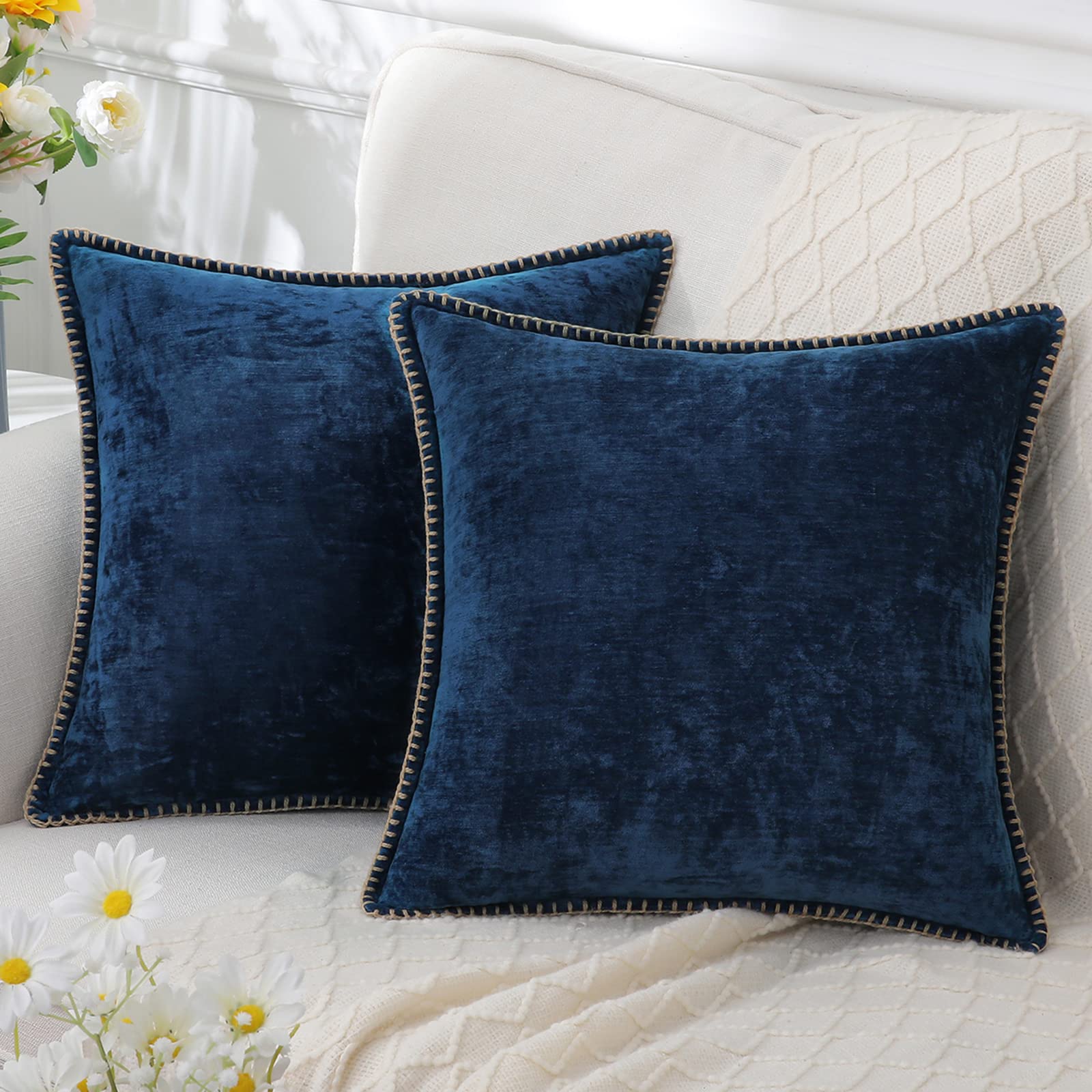 LuminaLuxe - Chenille Cushion Cover