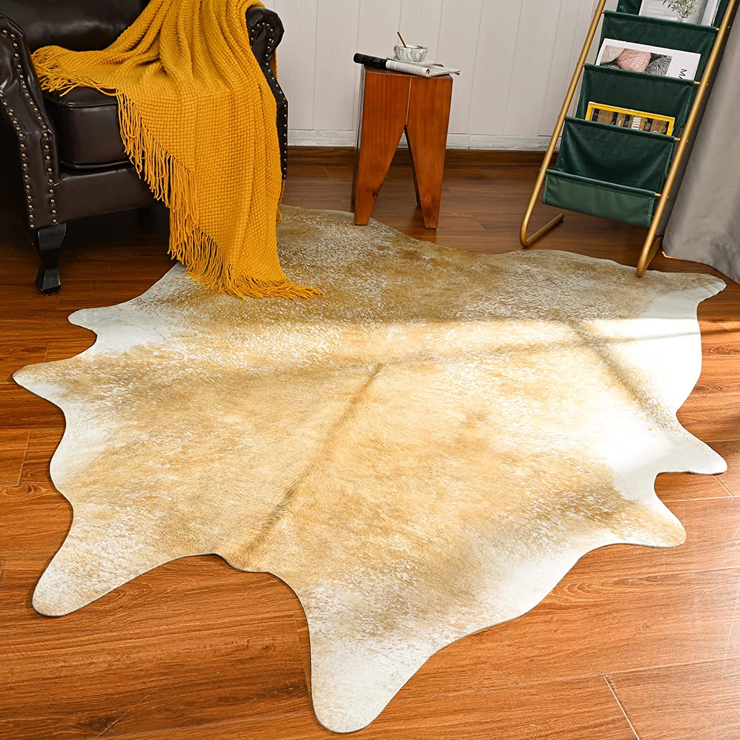 VersatileDecor - Premium Cow Print Rug