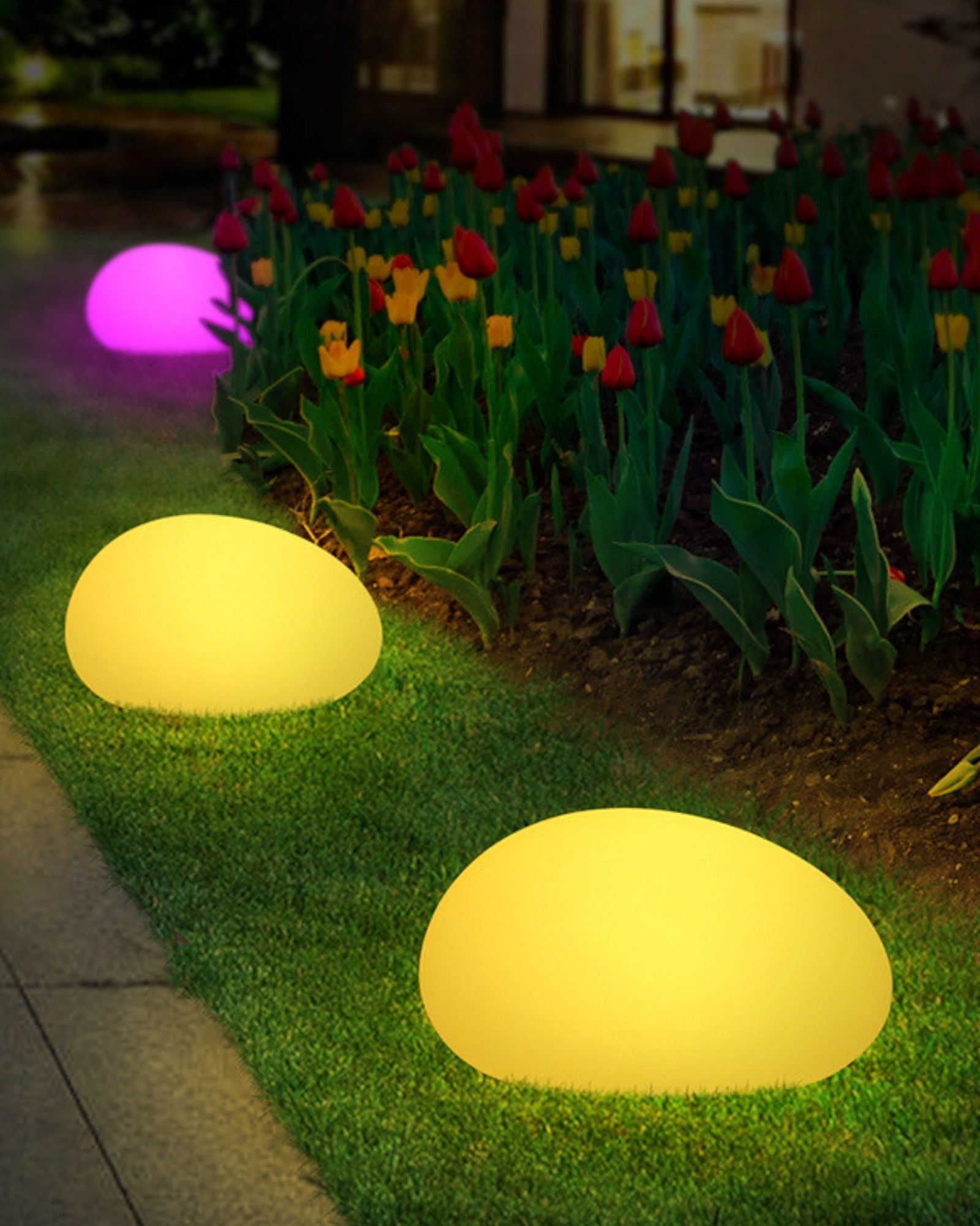 Aurora Glow - Scandinavian Design - Solar Powered - RGB Lighting - Metal & Acrylic - IP65 Protection Class - Ideal for Garden & Terrace